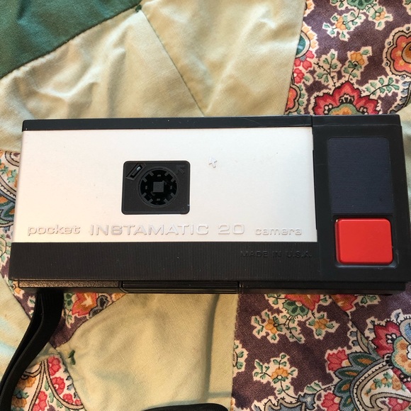 Vintage Kodak Pocket Instamatic 20 Camera - Picture 10 of 12